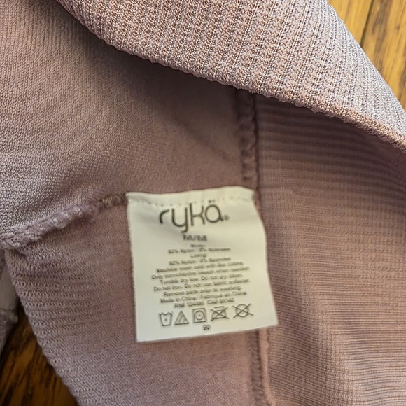 RYKA Size‎ M 2 PACK Sports Bra Adjustable Straps Lavender & White Full Coverage - Picture 11 of 12